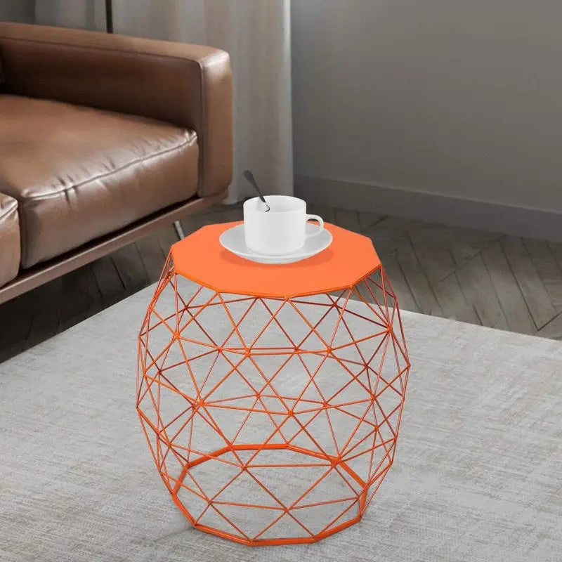 Table d'appoint ronde en fer à motif géométrique avec base à motif filaire