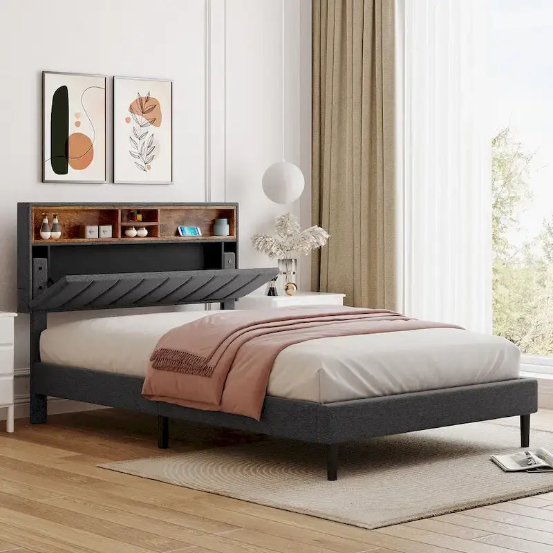 Letto a piattaforma imbottito con testiera contenitore