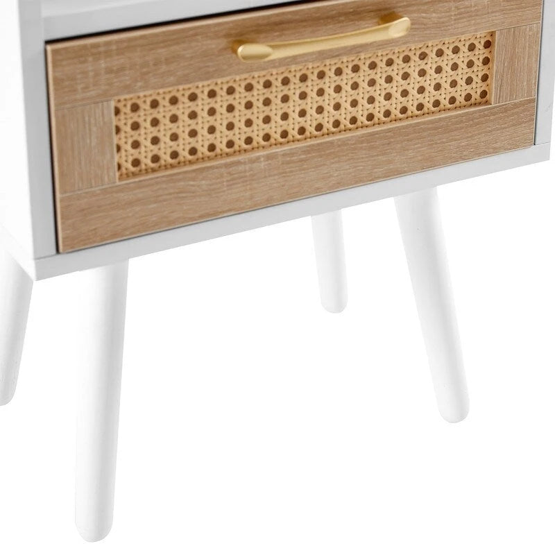 Nachttisch aus Rattan mit Ladestation und Schublade