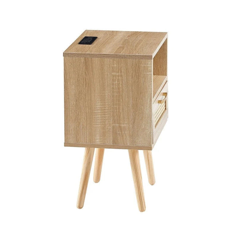 Nachttisch aus Rattan mit Ladestation und Schublade