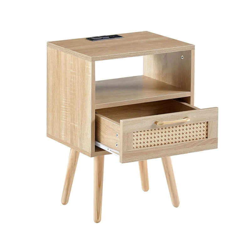 Nachttisch aus Rattan mit Ladestation und Schublade