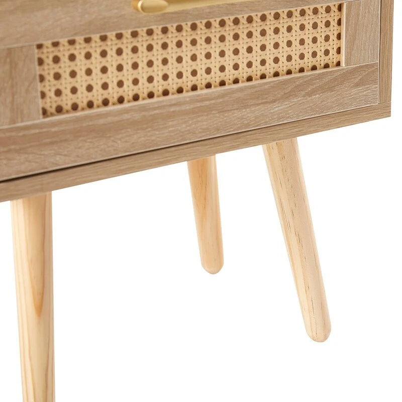 Nachttisch aus Rattan mit Ladestation und Schublade